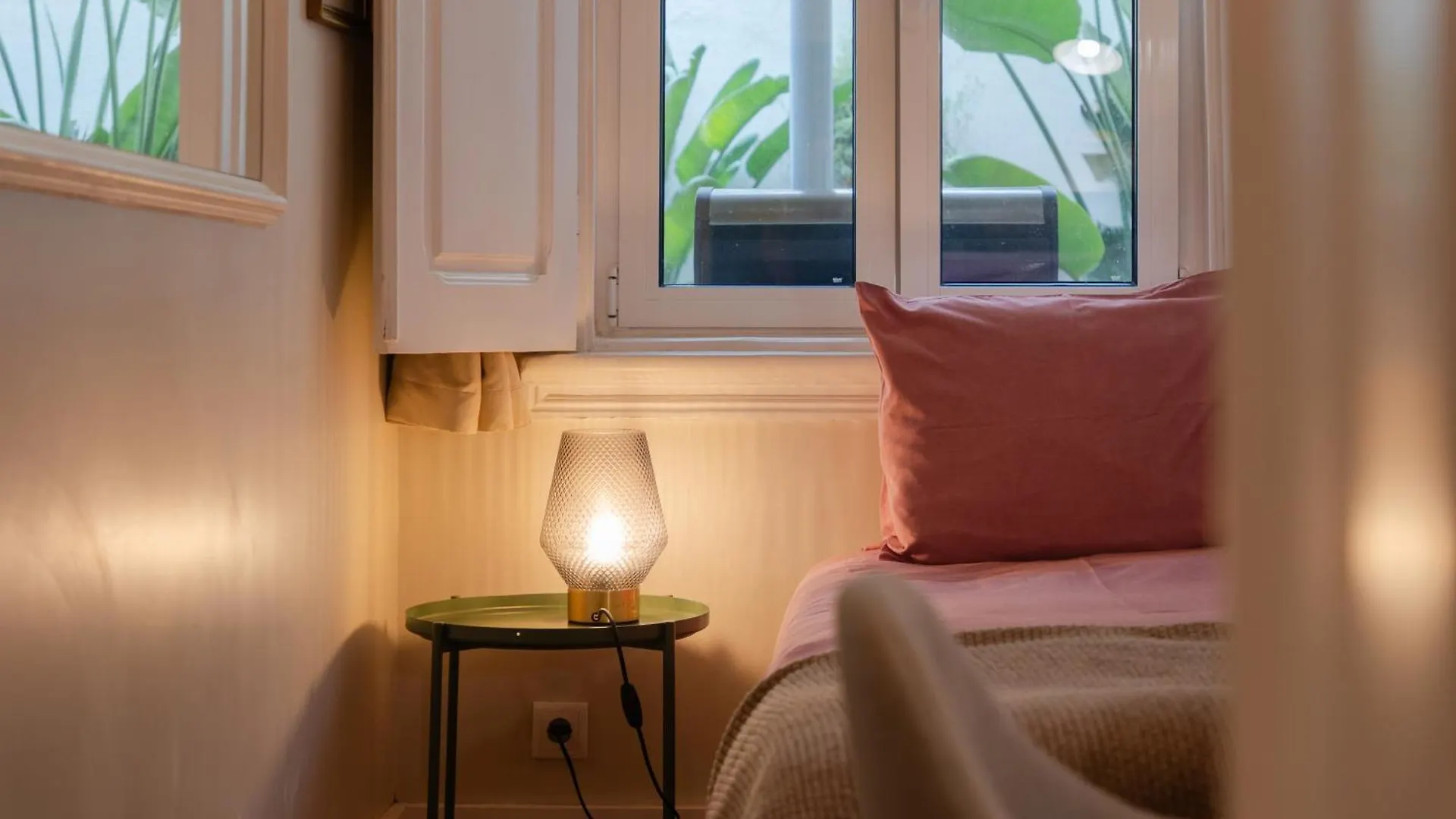 Lisbon Garden Retreat Apartment 0*,  Portugal