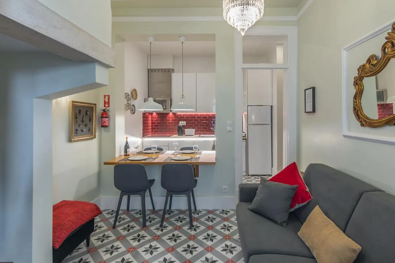 Lisbon Garden Retreat Apartment