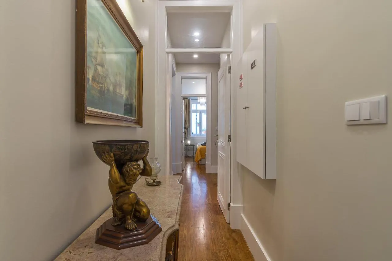 Lisbon Garden Retreat Apartment