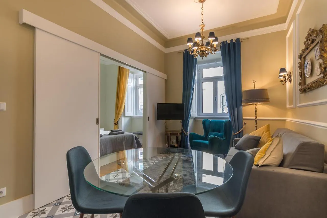 Lisbon Garden Retreat Apartment