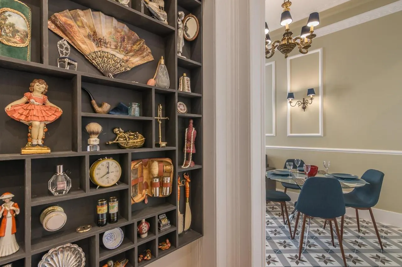 Lisbon Garden Retreat Apartment