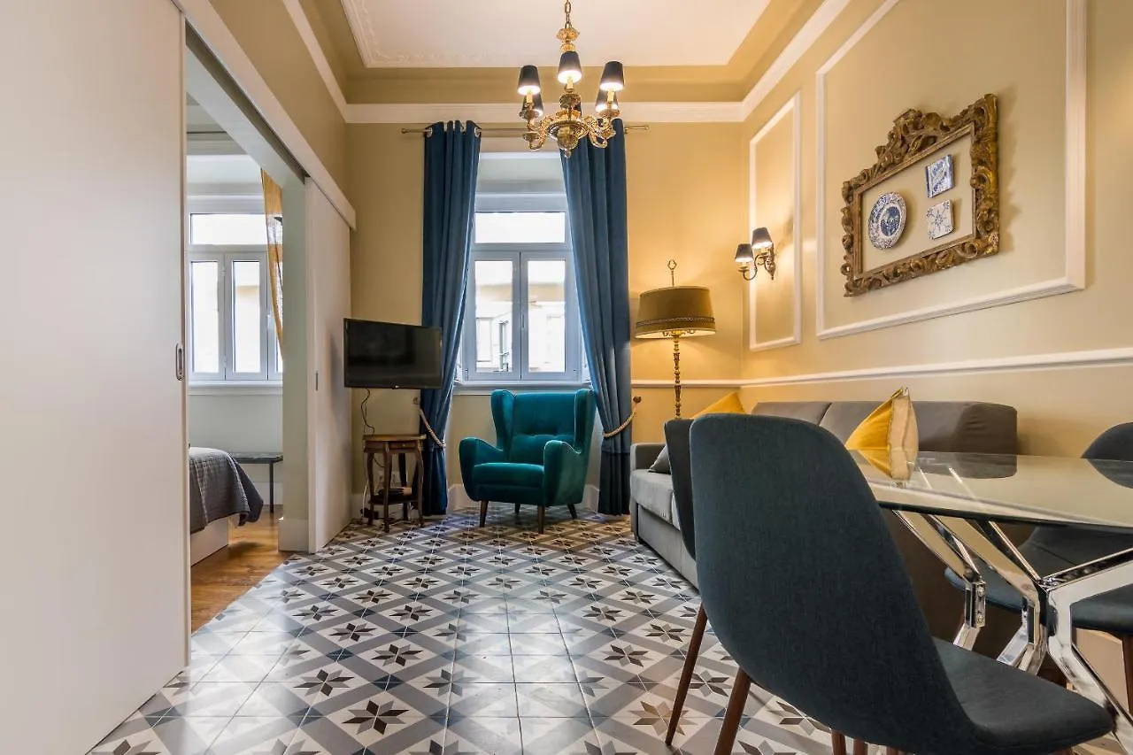 Lisbon Garden Retreat Apartment